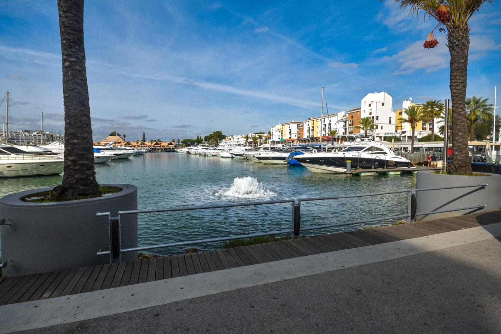 Vila Atlantida - Vilamoura-Quarteira Holiday Home - Beach At 250 Mts Экстерьер фото